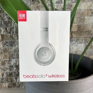 Beats solo 3 wireless